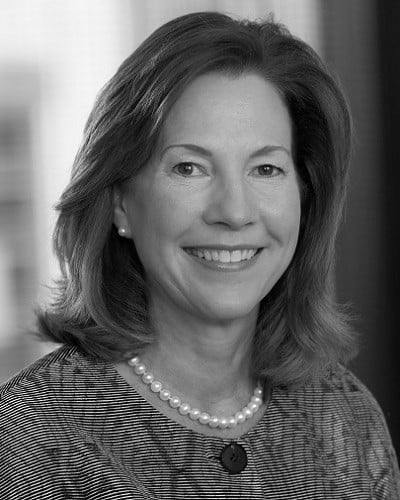 Lynne-Doughtie-headshot