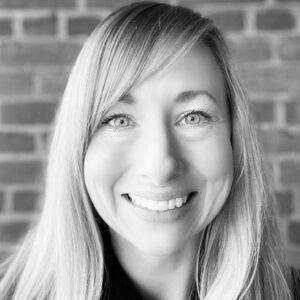 Tara Van Bommel Headshot